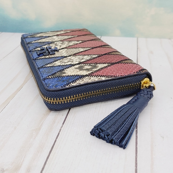 Tory Burch Taylor Zip Continental Wallet - Picture 6 of 9